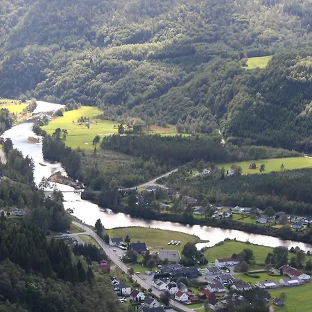 Semesteranläggning (resort) Kvåstunet